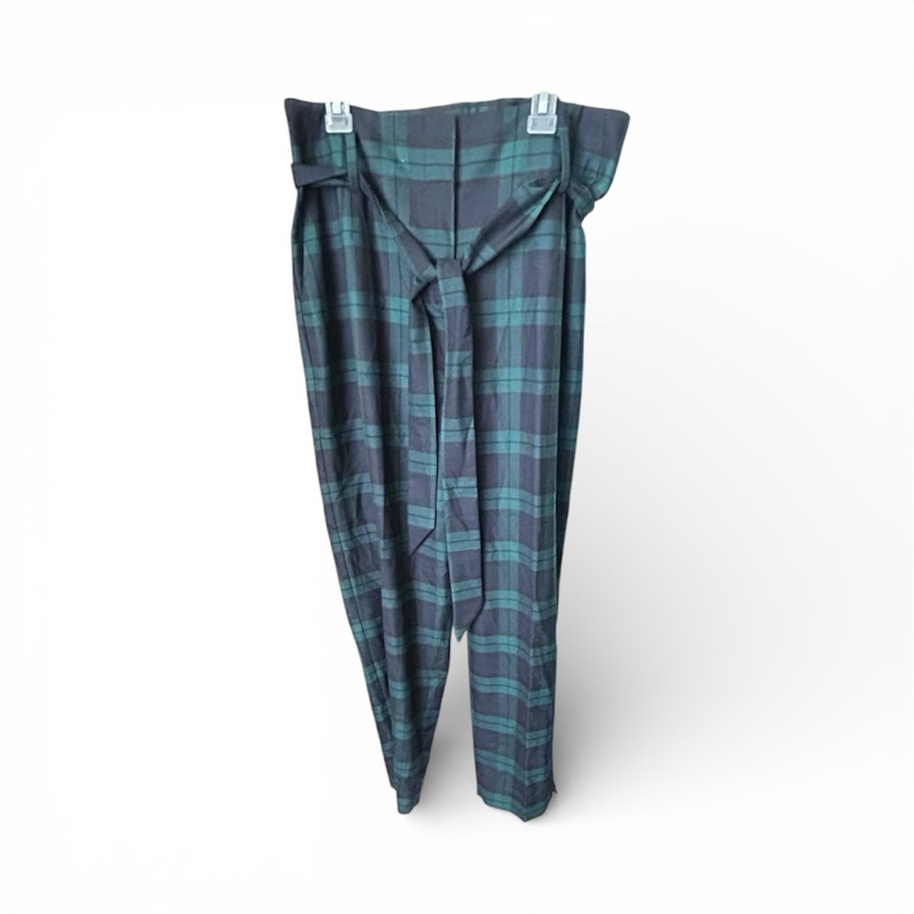 Talbots woman’s Green/black Plaid Pants, Size 10
NWT